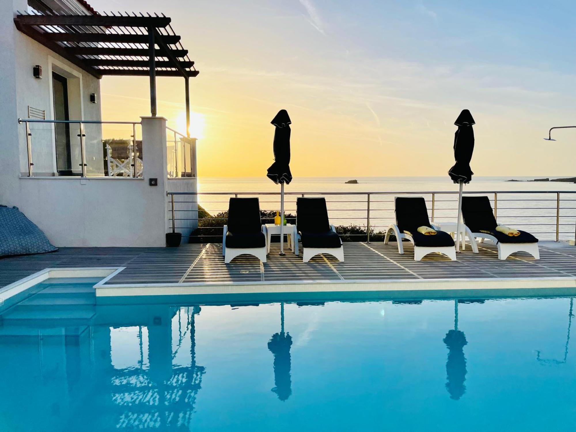 Eleia Seafront & Villa Petra (Lesbos)