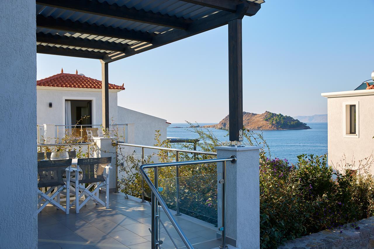 Villa Eleia Seafront & Petra (Lesbos)