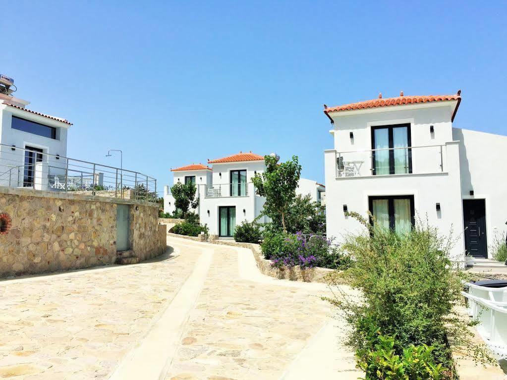 Eleia Seafront &