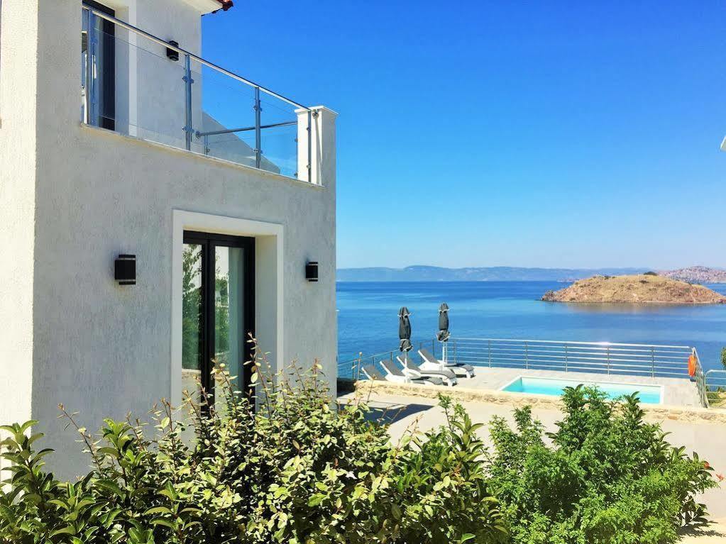 Eleia Seafront & Villa *
