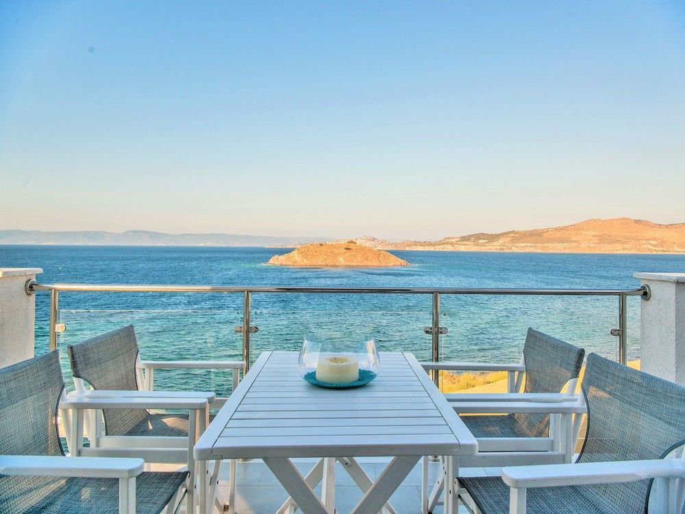 Eleia Seafront & Villa Petra (Lesbos)